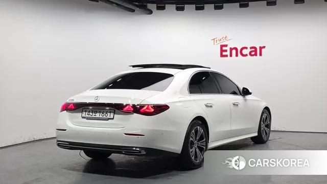 Mercedes-Benz E-Class W214 id 3605699 из Кореи 12