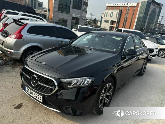 Mercedes-Benz E-Class W214 2025 Черный из Кореи, фото 3