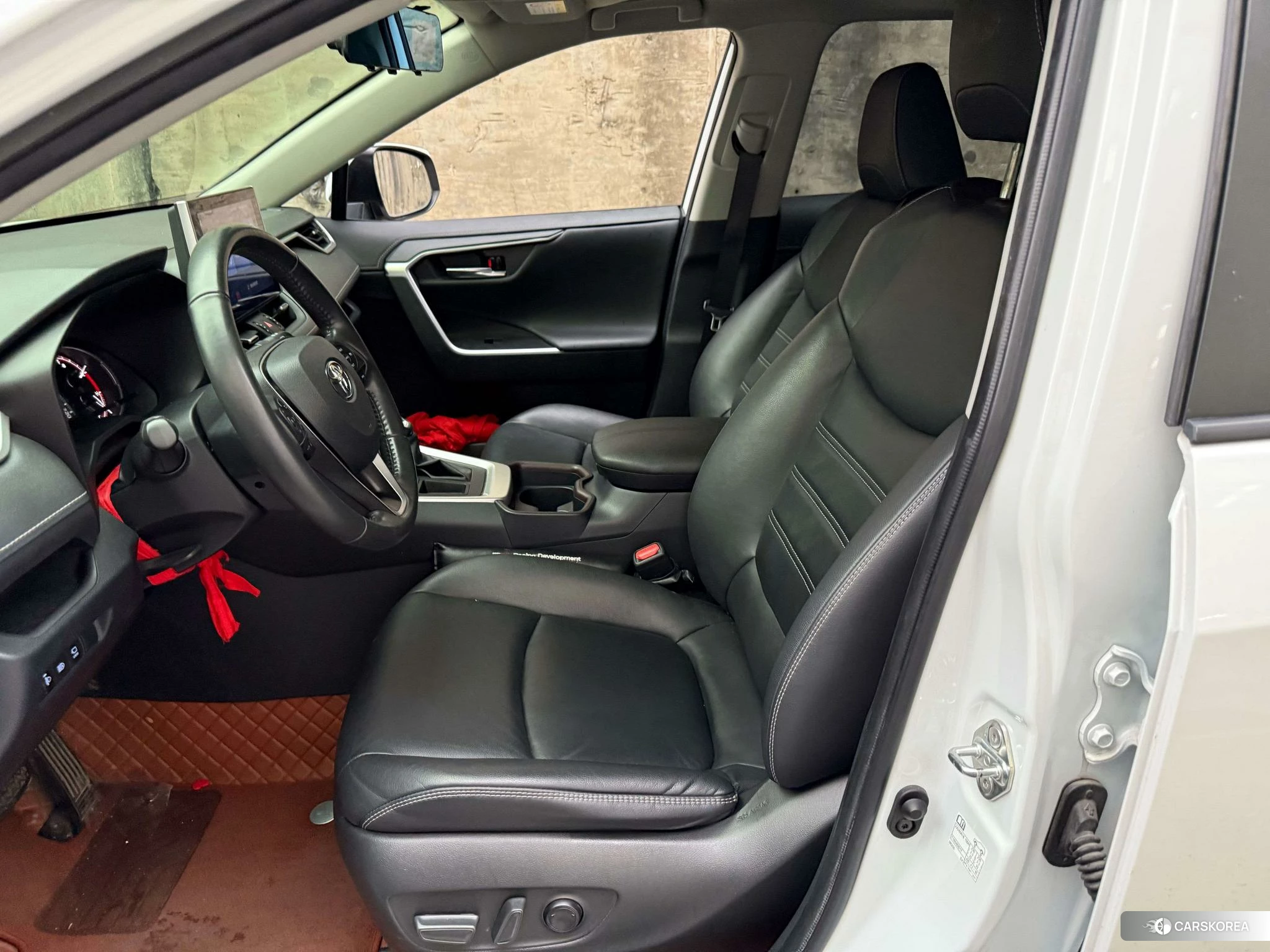 Toyota RAV4 2021 Белый из Китая, фото 6