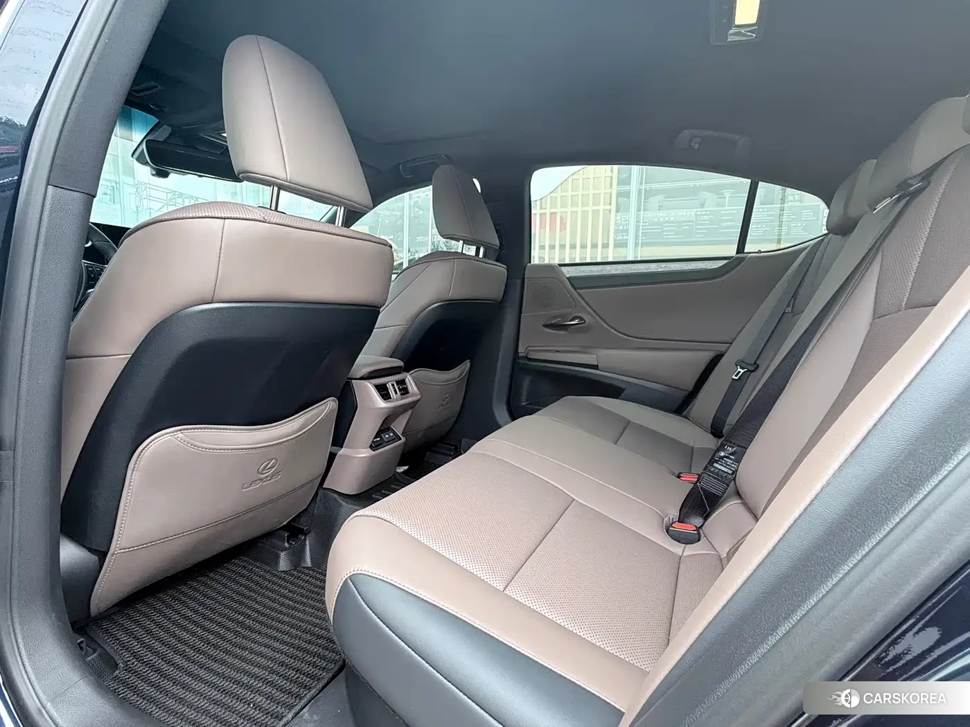 Lexus ES id 4600394 из Китая 9