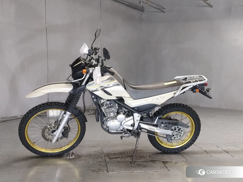 Проданный Yamaha SEROW 250 2015 из Японии