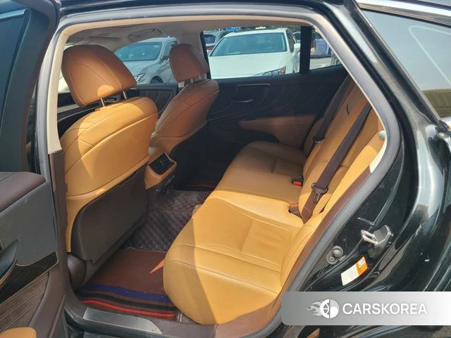 Lexus LS 2021 Черный из Китая, фото 4