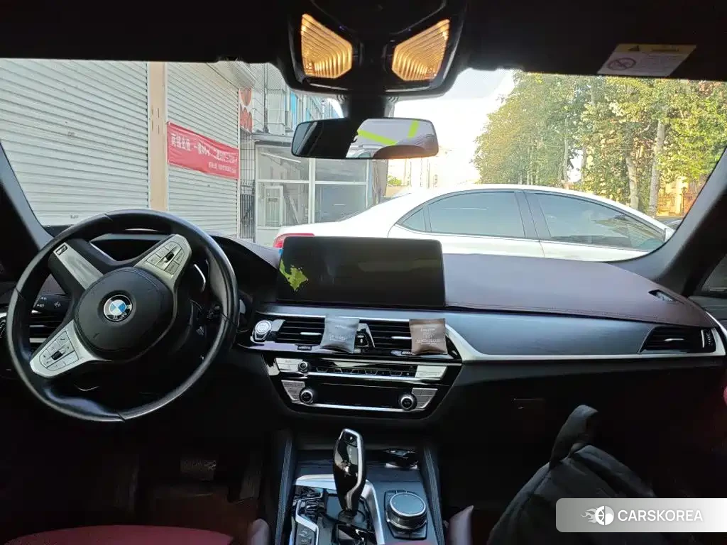 BMW 5 series 2023 Черный из Китая, фото 2