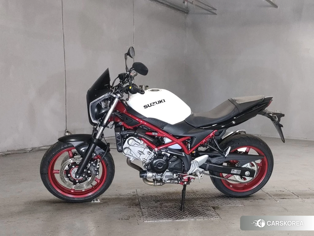 Проданный Suzuki SV650 2022 из Японии, фото 2