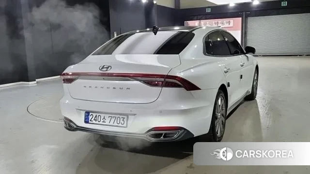 Hyundai The New Grandeur IG Hybrid id 3597171 из Кореи 10