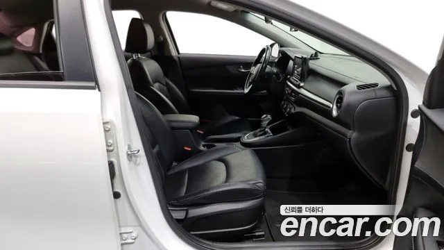 Kia Come New K3 id 2531700 из Кореи 12