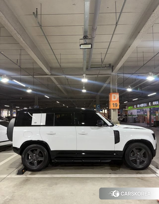Land Rover Defender (L663) 2024 Белый из Кореи, фото 2