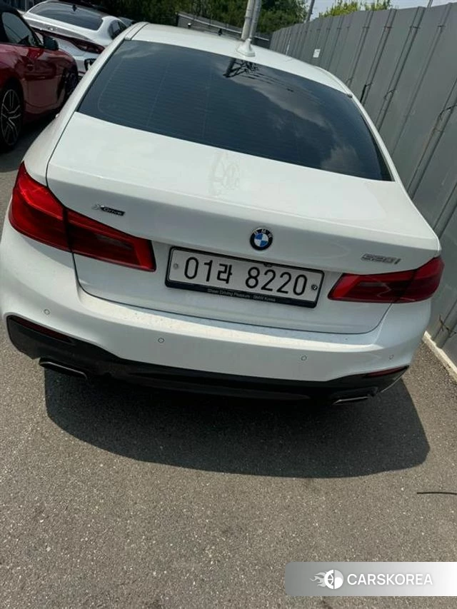 BMW 5 Series (G30) 2018 Белый из Кореи, фото 4