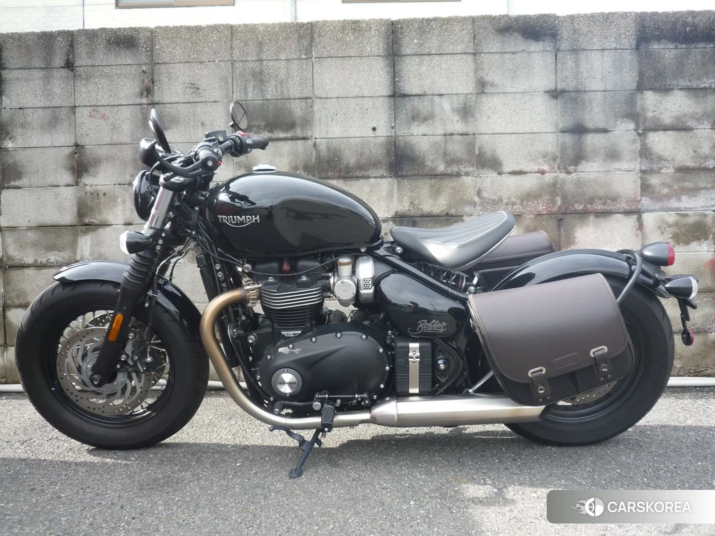 Проданный Triumph BONNEVILLE BOBBER 2022 из Японии, фото 2