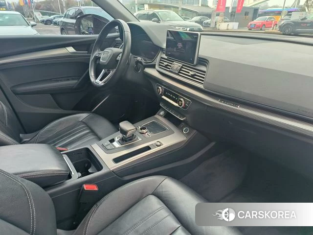 Audi Q5L 2021 Белый из Китая, фото 2