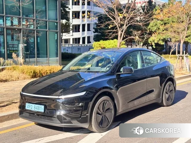 Tesla Model Y 2025 Черный из Кореи, фото 4