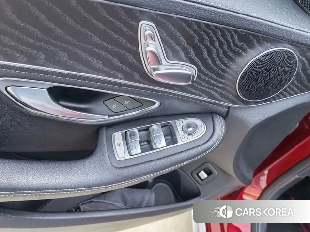 Mercedes-Benz Class C id 4213785 из Китая 12