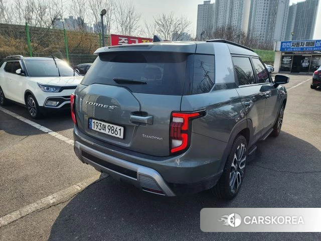 Ssangyong Torres 2022 Темно-зеленый из Кореи, фото 5