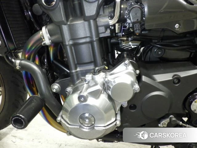 Engine photo