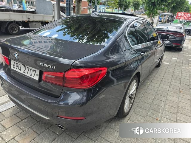 BMW 5 Series (G30) id 4772661 из Кореи 9
