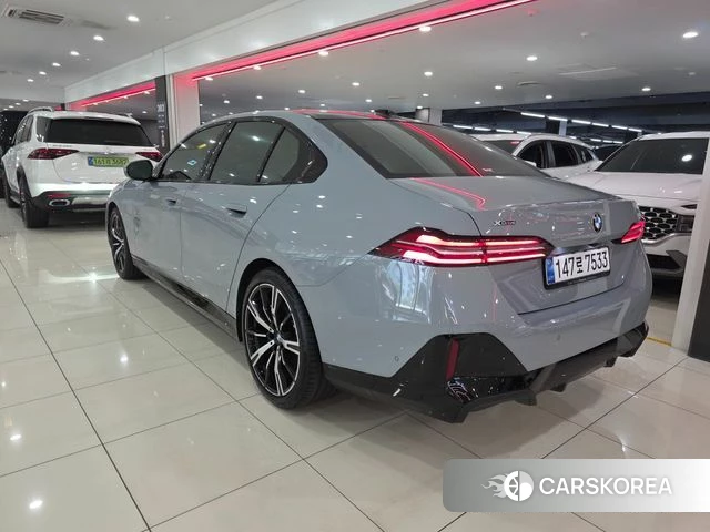 BMW 5 Series (G60) id 4499269 из Кореи 10