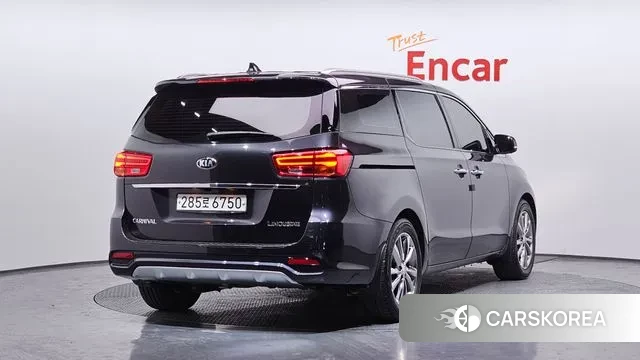 Kia The New Carnival id 3708773 из Кореи 12