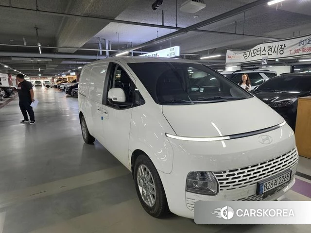 Hyundai Staria 2025 Белый из Кореи, фото 6