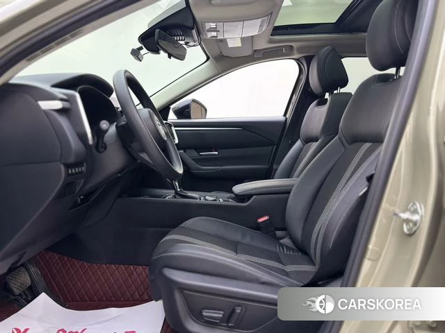 Mazda CX-50 line also 2023 Желтый из Китая, фото 4