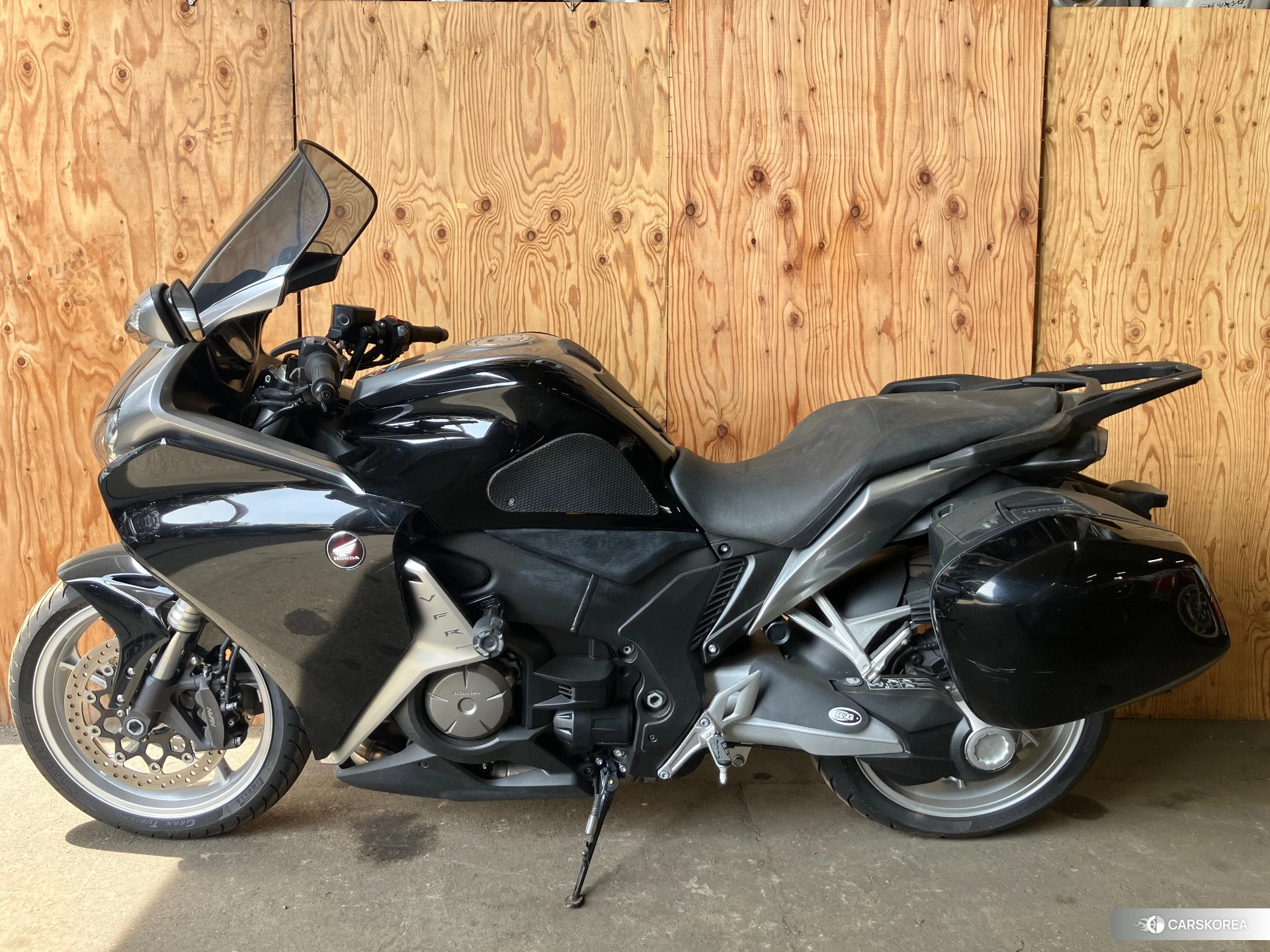Проданный Honda VFR1200F DCT 2015 из Японии