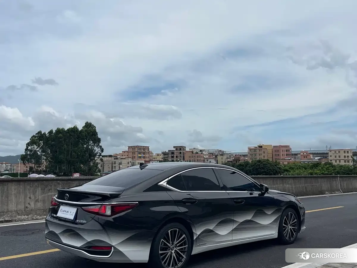 Lexus ES 2022 Черный из Китая, фото 2