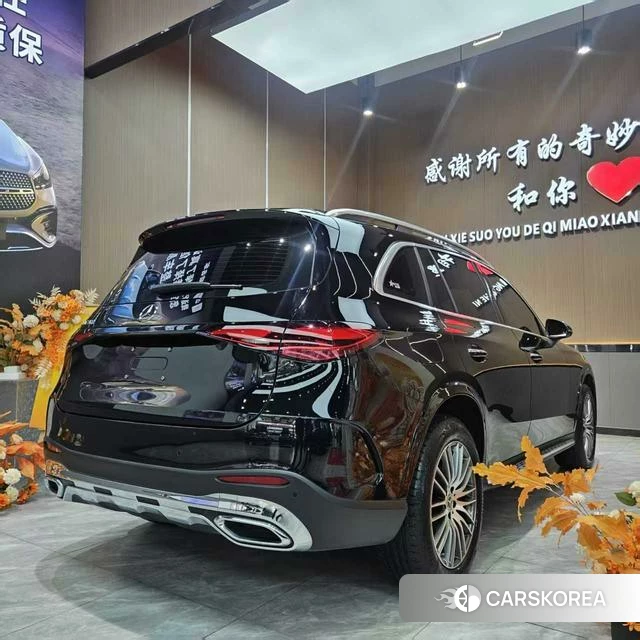 Mercedes-Benz GLC 2024 Черный из Китая, фото 2