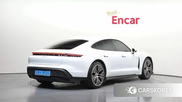 Porsche Taycan id 4303308 из Кореи 12