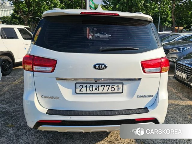 Kia All New Carnival id 4643110 из Кореи 12