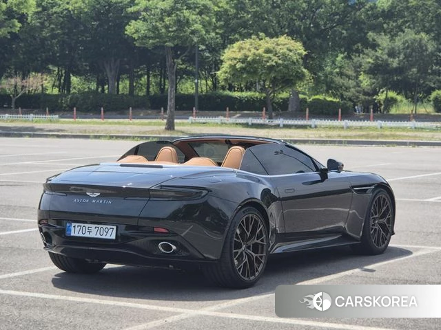 Aston Martin DB12 id 4336447 из Кореи 12
