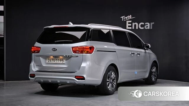 Kia The New Carnival id 4251387 из Кореи 12