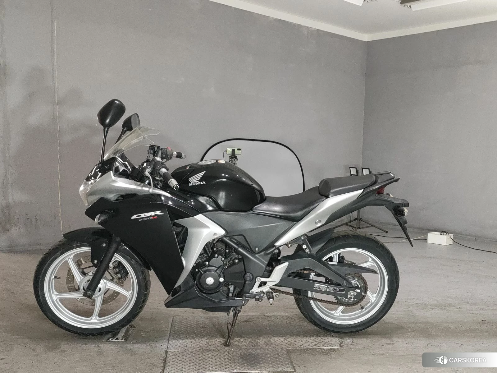 Проданный Honda CBR250R 2011 из Японии