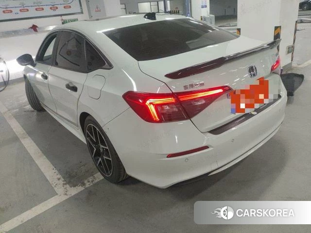 Honda Civic 2023 Белый из Китая, фото 2