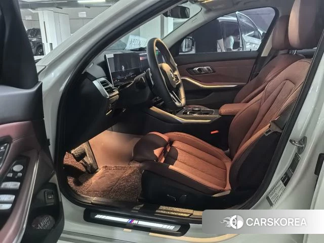 BMW 3 series 2025 Белый из Китая, фото 2