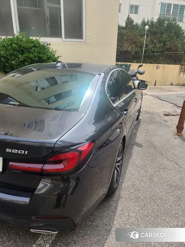 BMW 5 Series (G30) 2022 Серый из Кореи, фото 6