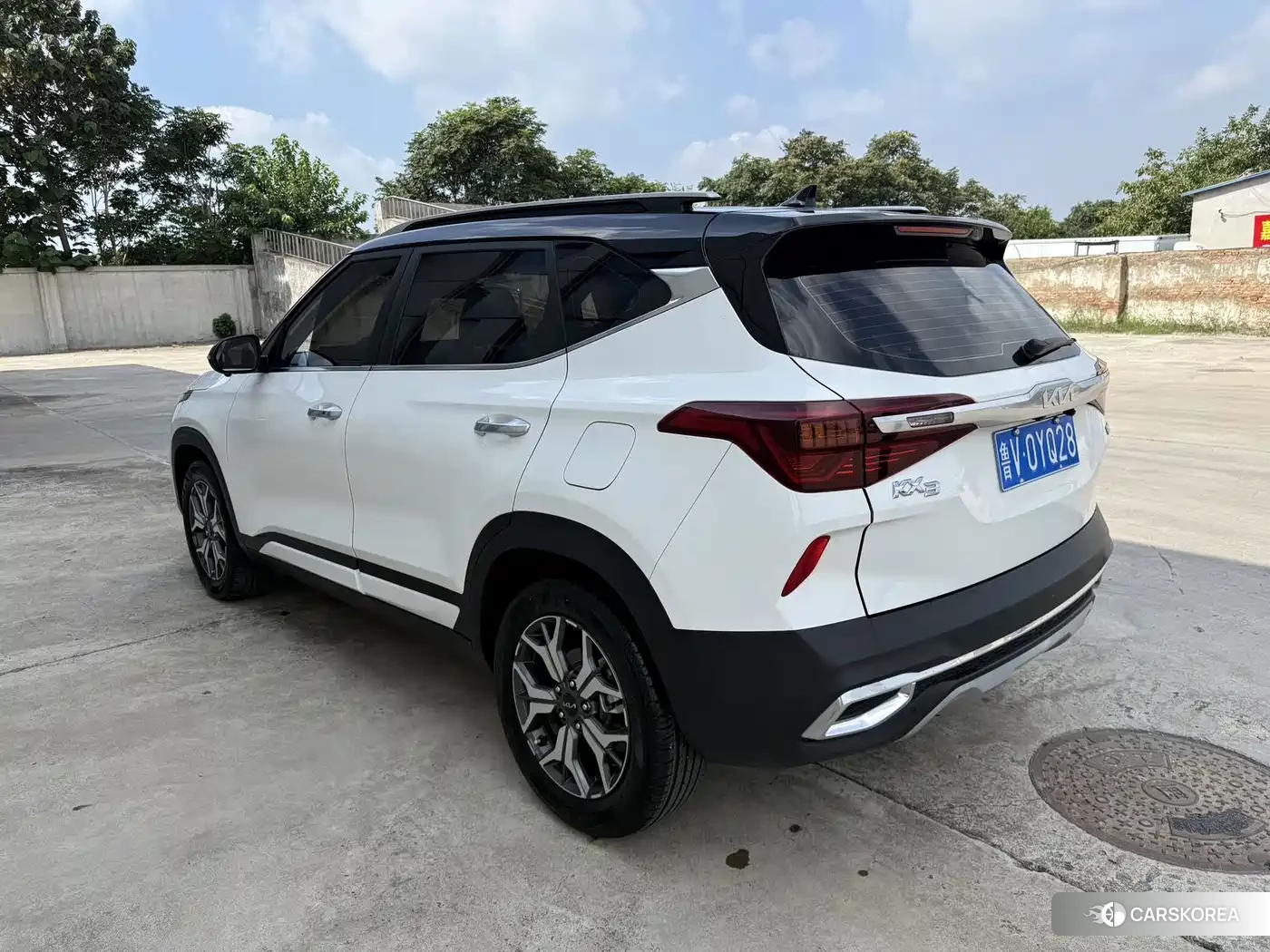 Kia KX3 2022 Белый из Китая, фото 4