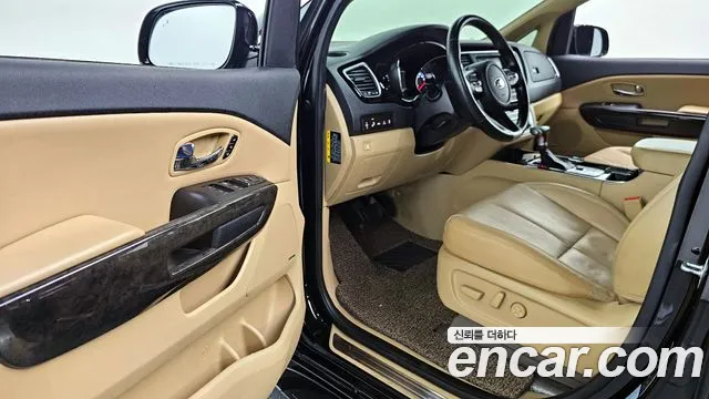 Kia The New Carnival id 2634535 из Кореи 12