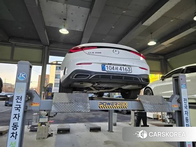 Mercedes-Benz CLE-Class C236 2025 Белый из Кореи, фото 2