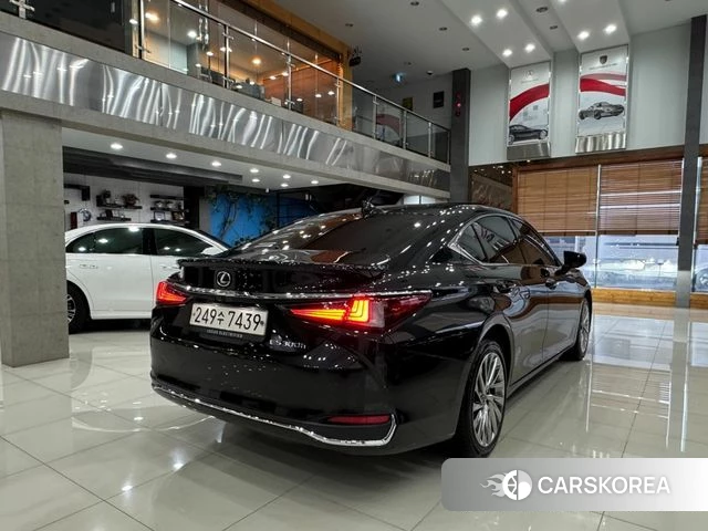 Lexus ES300h 7th generation id 4254968 из Кореи 12