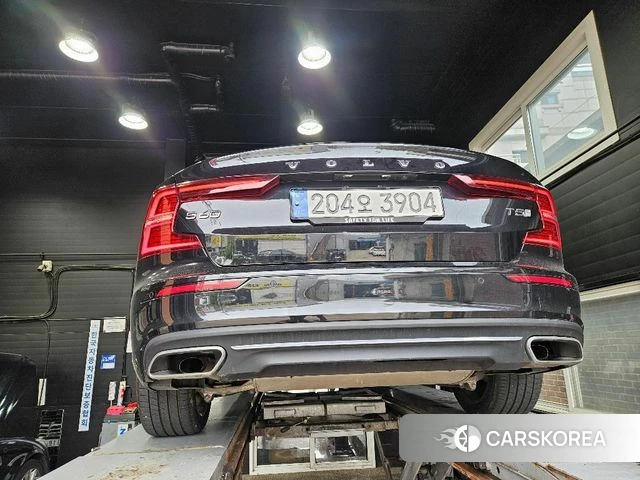 Volvo S60 3rd generation 2019 Черный из Кореи, фото 2