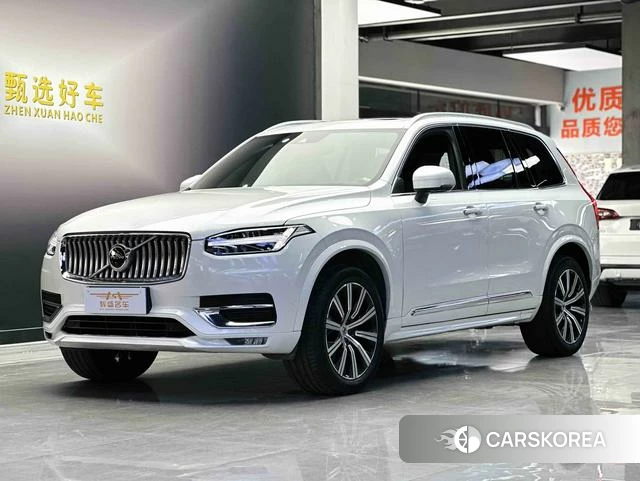 Volvo XC90 2022 Белый из Китая, фото 2