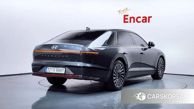 Hyundai Grandeur (GN7) id 4280718 из Кореи 12