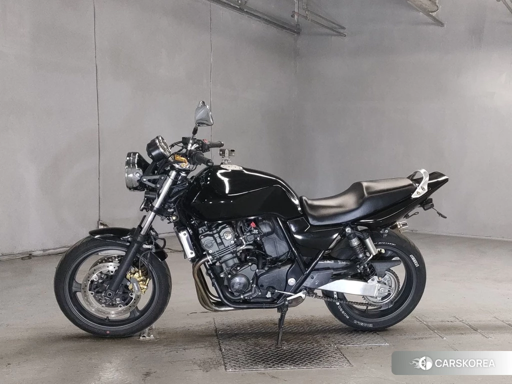Проданный Honda CB400SF 2010 из Японии, фото 2