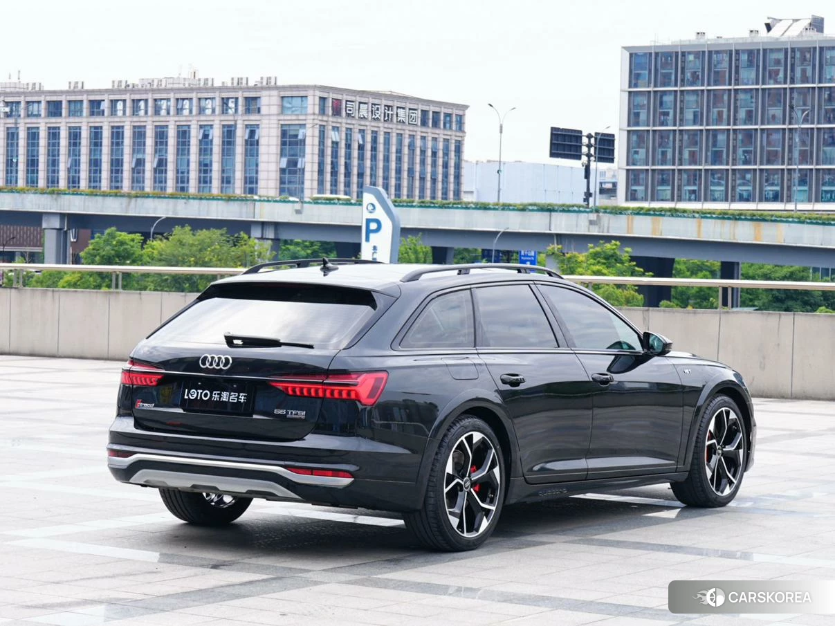 Audi A6 (import) 2020 Черный из Китая, фото 2