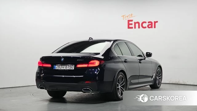 BMW 5 Series (G30) id 3940888 из Кореи 12