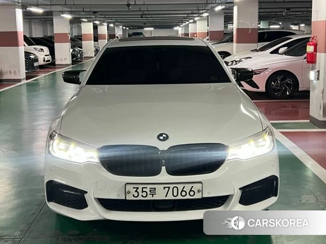BMW 5 Series (G30) 2019 Белый из Кореи, фото 4