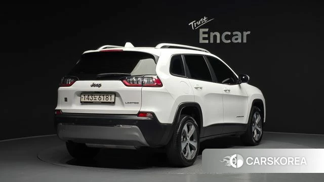 Jeep Cherokee (KL) id 4317324 из Кореи 12