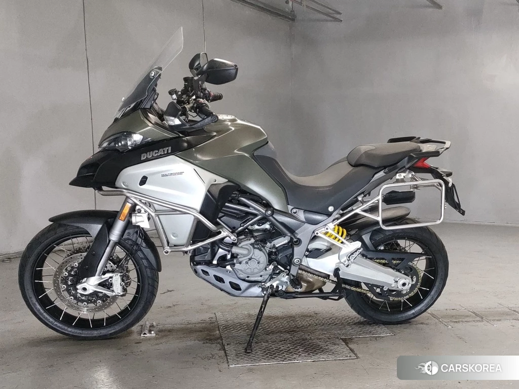 Проданный Ducati MULTISTRADA 1200 ENDURO 2016 из Японии