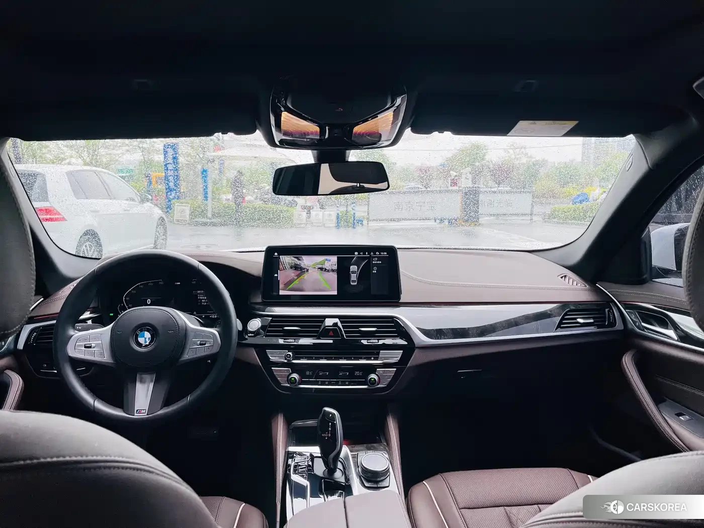 BMW 5 series 2023 Белый из Китая, фото 2