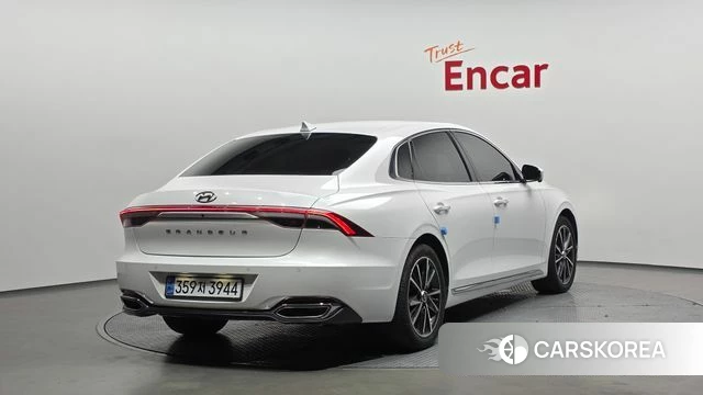 Hyundai The New Grandeur IG id 4330555 из Кореи 12