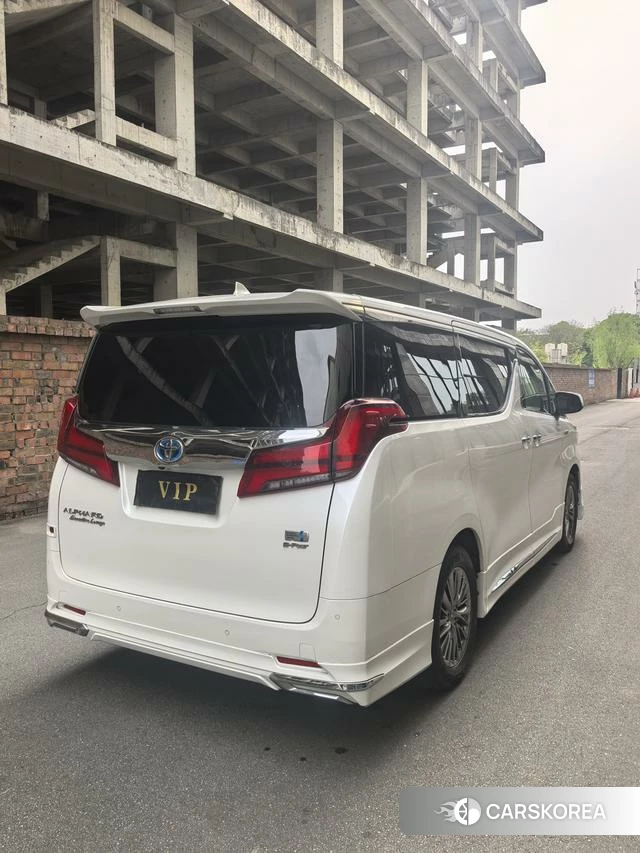 Toyota Elfa 2021 Белый из Китая, фото 5